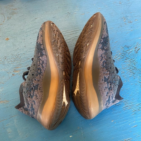 Adidas Camouflage Sneakers in Blue and Brown Yeezy - Picture 5 of 6